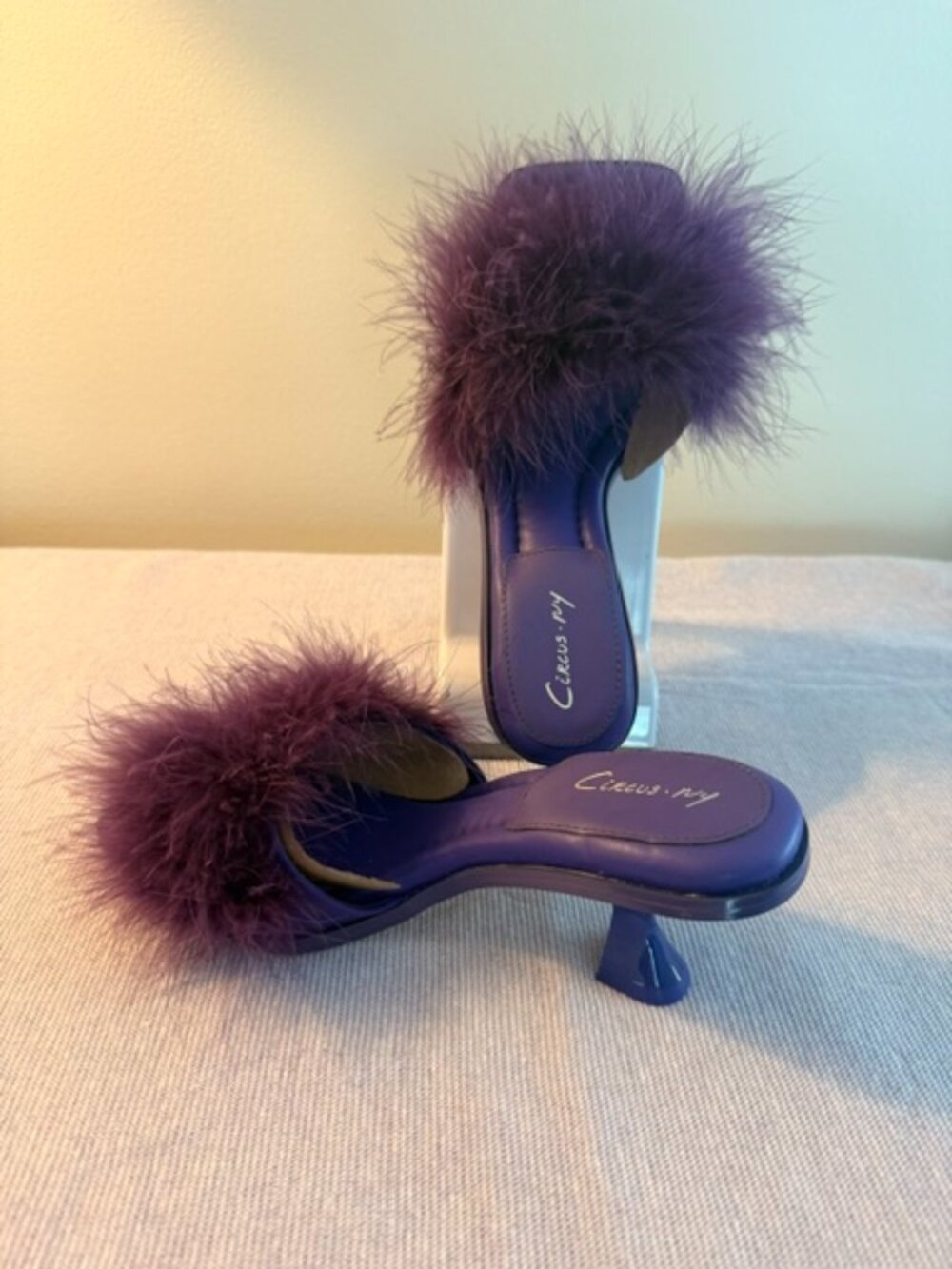 Circus by Sam Edelman Purple Feather Kitten Heel Mules Sandals Size 8 NEW